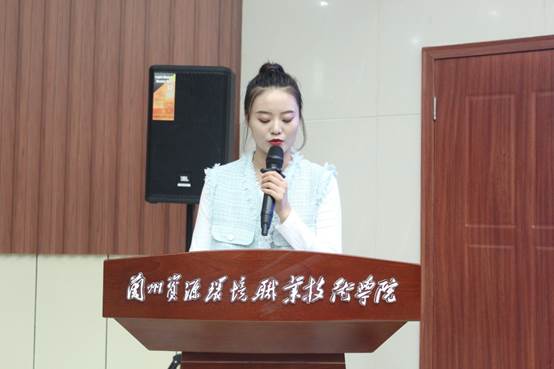 说明: E:\民族工艺学院招生就业工作\网站建设\民族工艺系新闻\2019年下半年\动员大会\IMG_4273.JPG