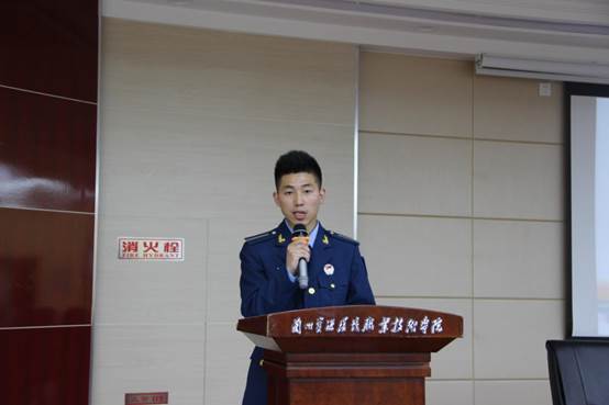 说明: C:\Users\Administrator\Desktop\照片\IMG_4606.JPG