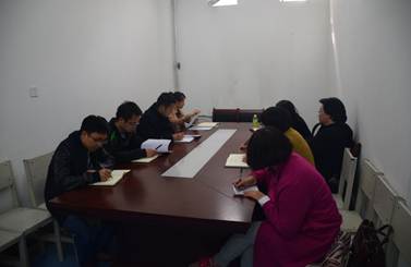 说明: E:\民艺系    15-16（2）\教学文件\教学新闻\图片\第6周会议图片\DSC_0167.JPG