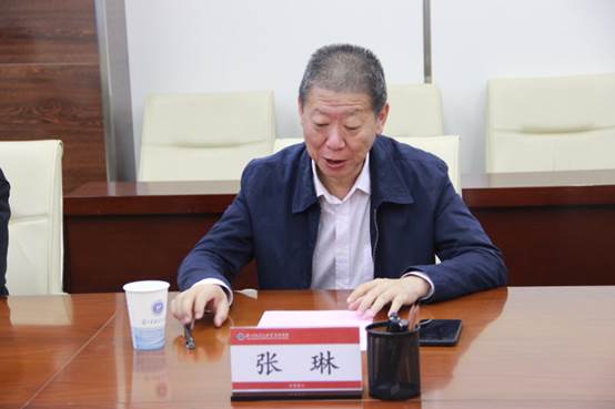 说明: E:\民族工艺学院招生就业工作\网站建设\民族工艺系新闻\2019年下半年\顾家专场招聘会及校企合作专场\IMG_5164.JPG