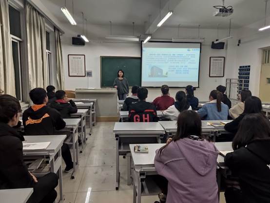 说明: C:\Users\Administrator\Desktop\中泰\2019级数字媒体应用技术12班鲁歆玉.png