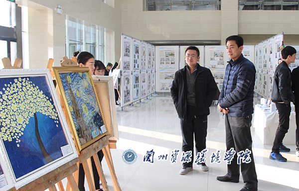 说明: http://www.lzre.edu.cn/__local/E/16/85/D9F62BE032C21304F1F3AD9E558_9F184A61_45F29.jpg
